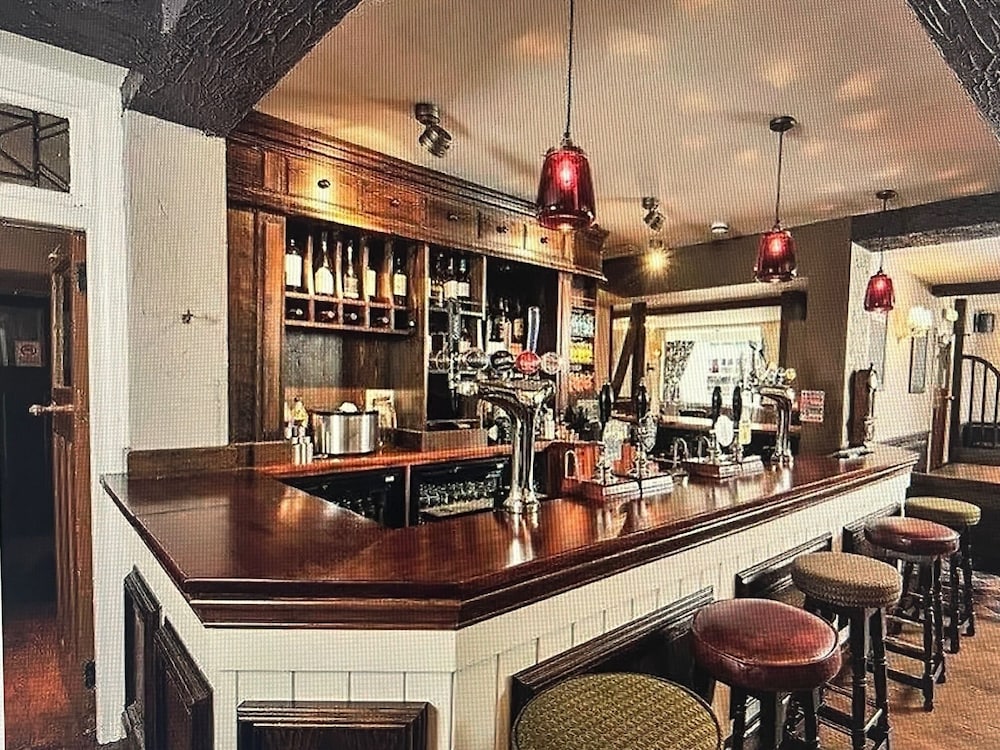 Gillygate Guest House 50/50