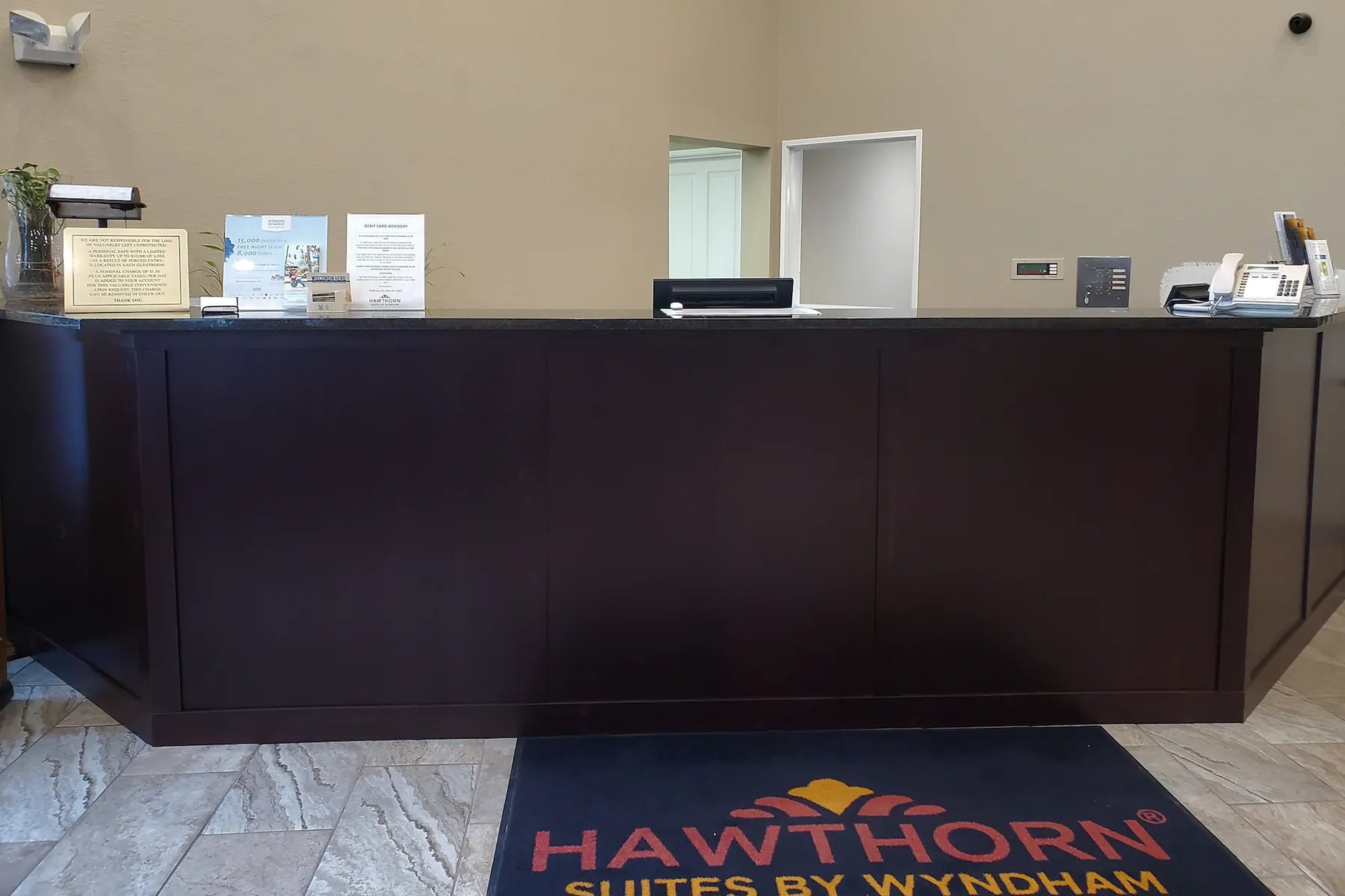 Cobblestone Suites Oshkosh 9/75