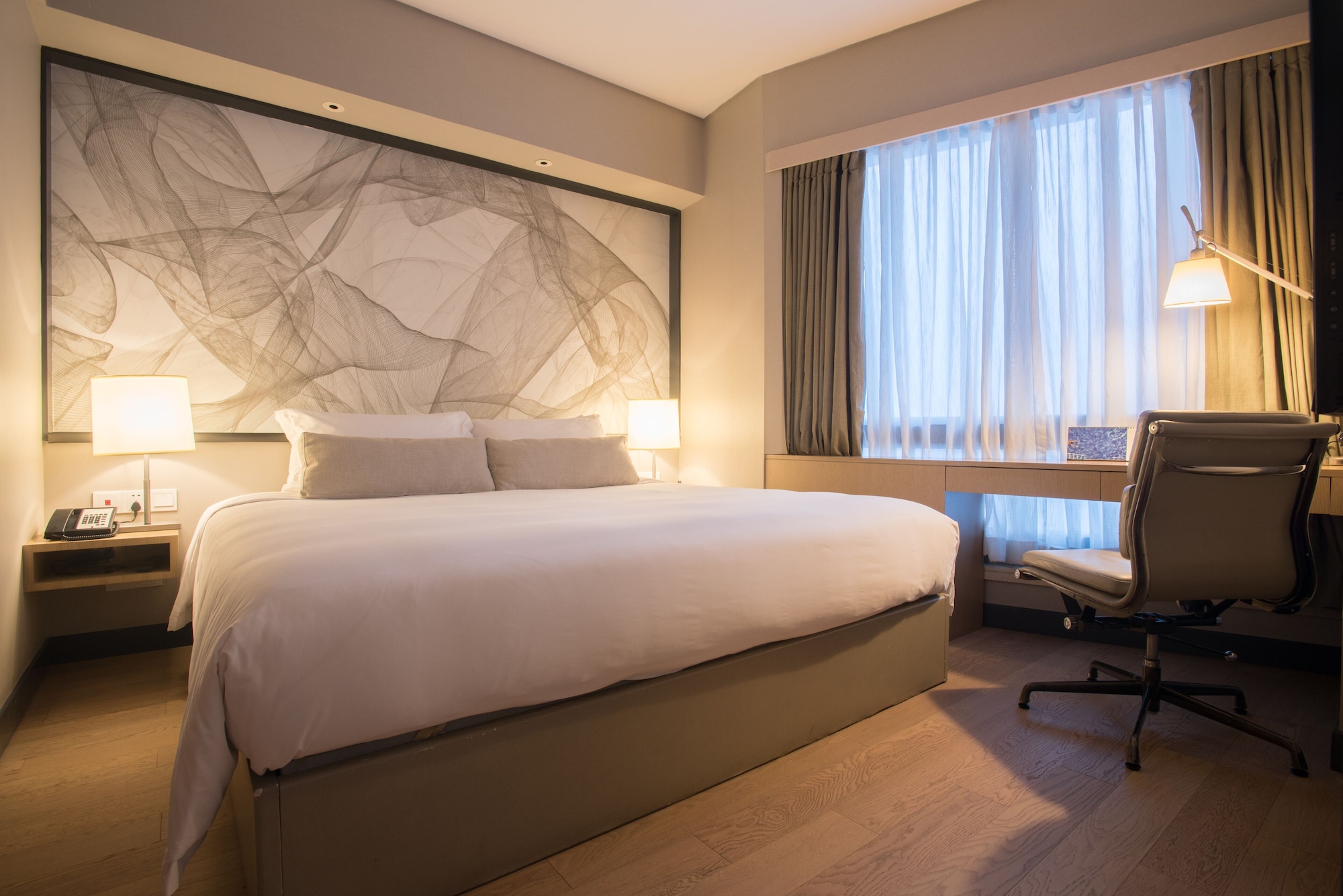 1 BEDROOM, DELUXE
