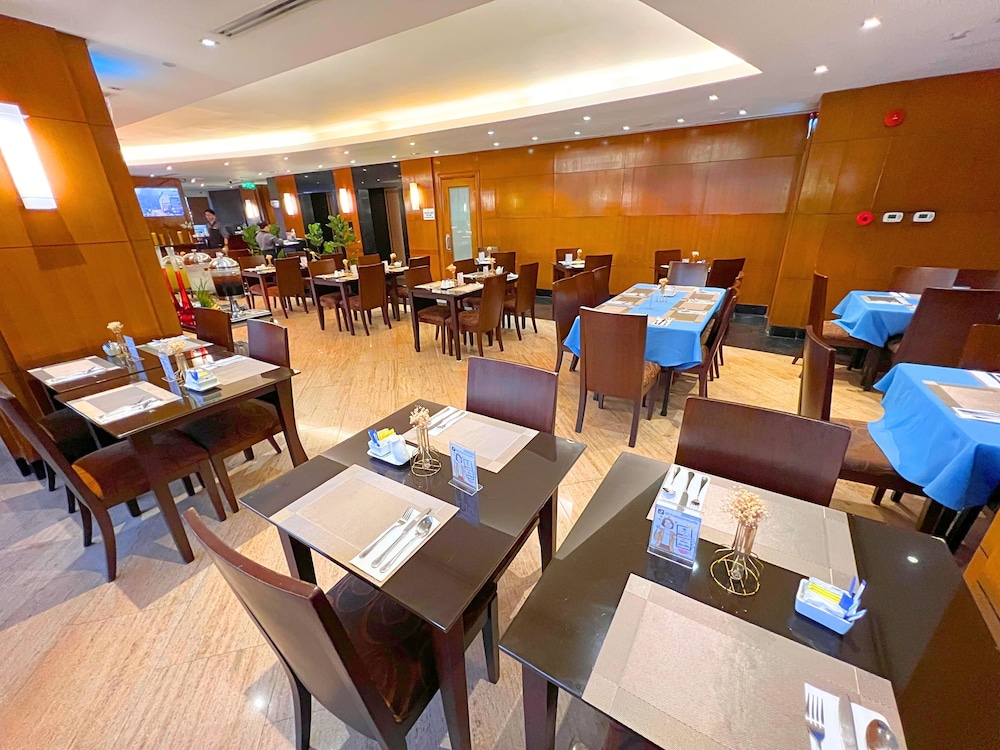 City Garden Hotel Makati 58/71