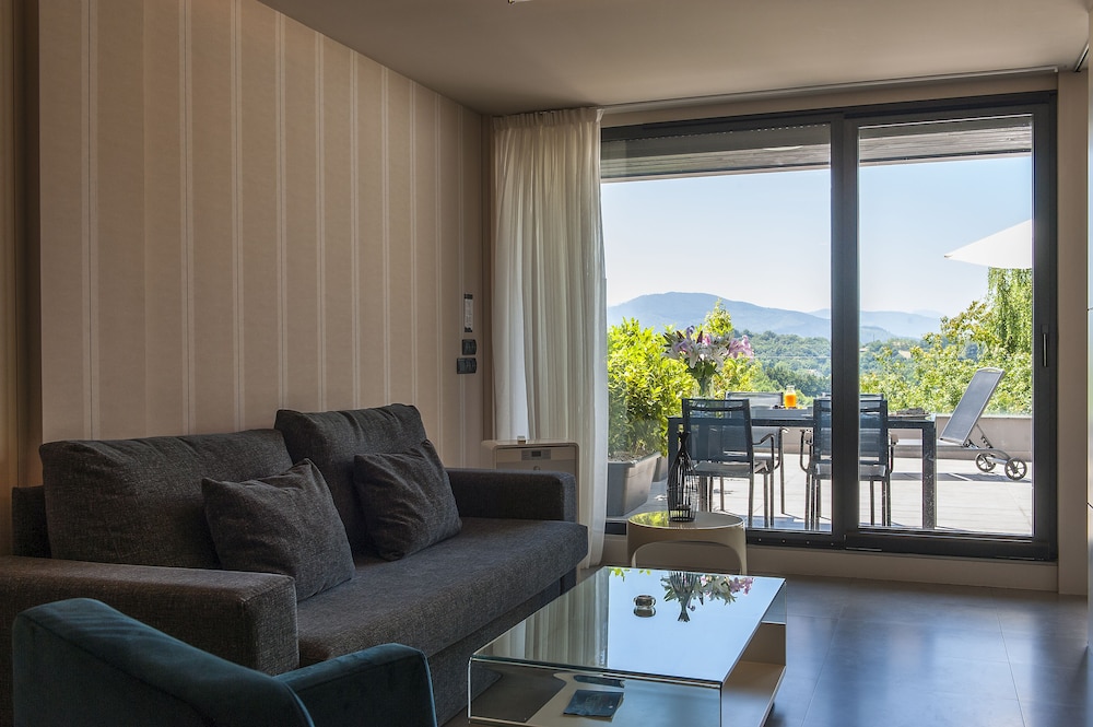 Irenaz Resort Hotel Apartamentos 44/69