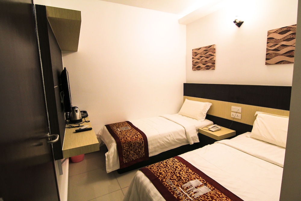Uptown Hotel Seremban 15/50