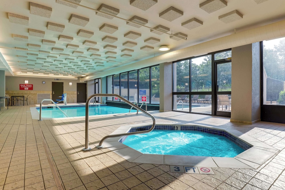 DRURY INN AND SUITES ATLANTA MARIETTA 19/50