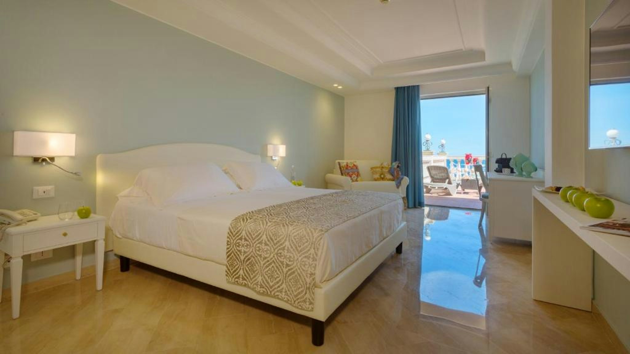 Hellenia Yachting Hotel 2/24