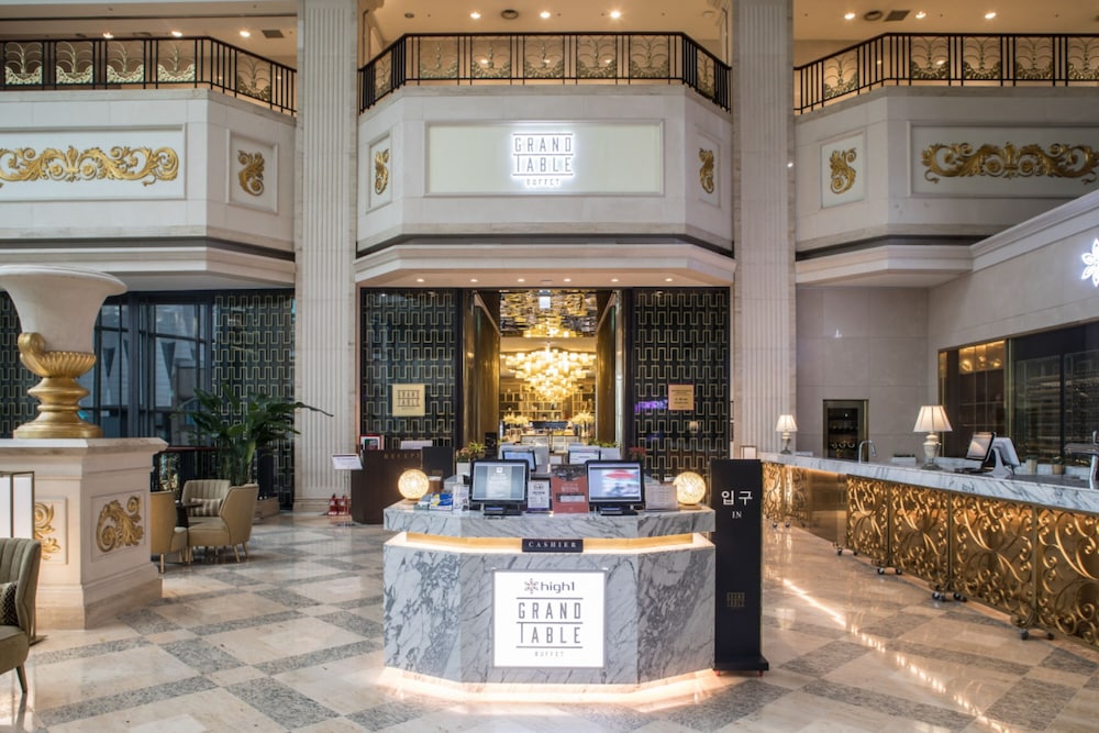 High1 Grand Hotel Main Tower (Ex Kangwonland Hotel) 11/46