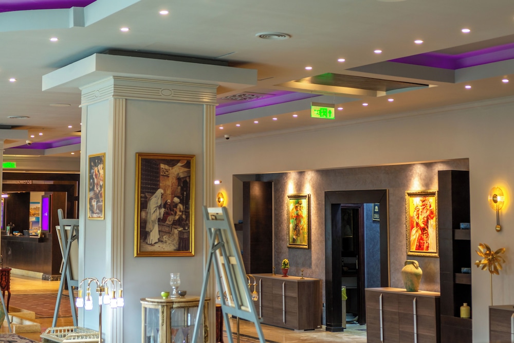 PHOENICIA EXPRESS HOTEL 4/49