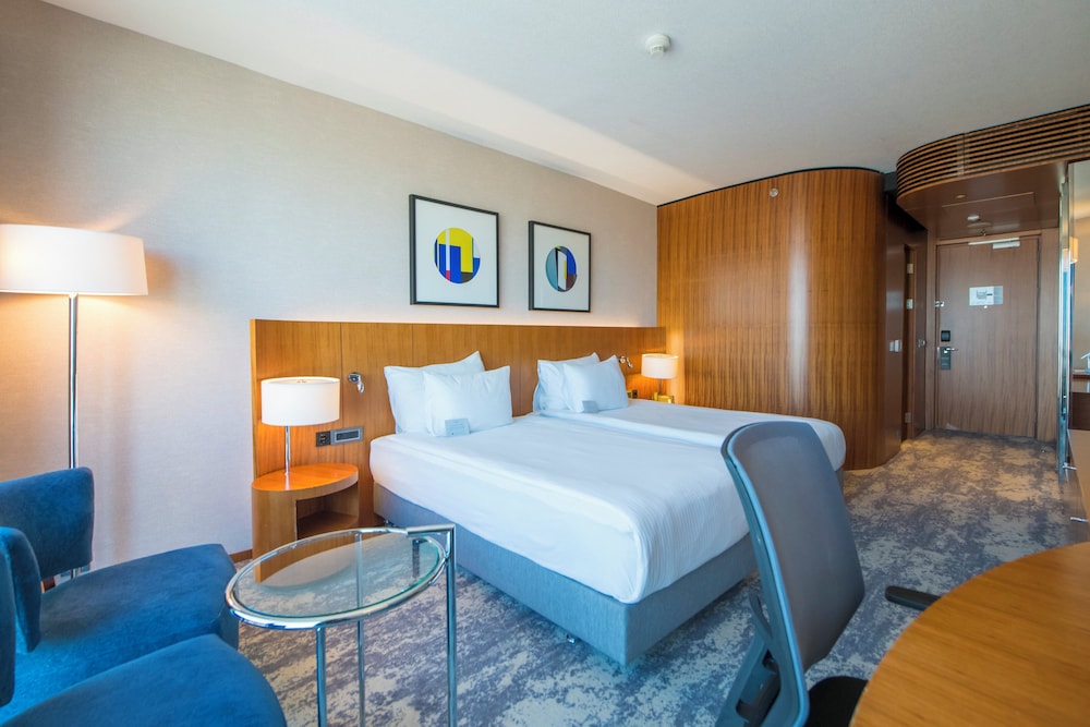 Ommer Hotel 22/76