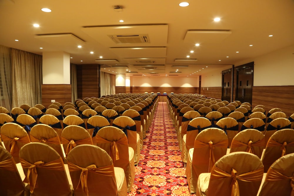 I V Sanctum Hotel 37/49