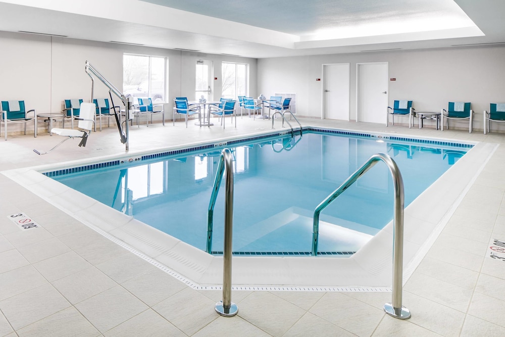TOWNEPLACE SUITES KANSAS CITY AIRPORT 15/40