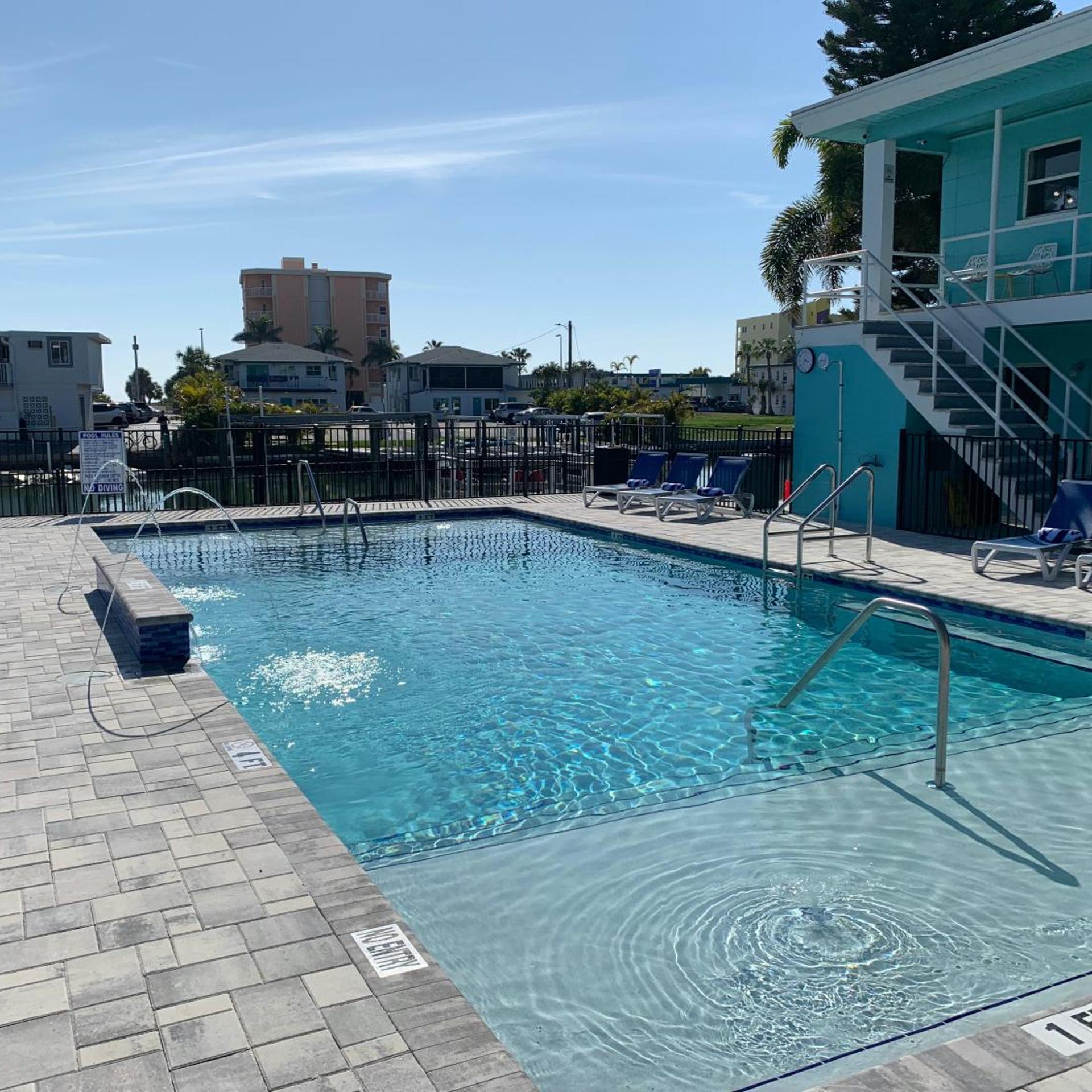 Sea Jay Motel & Marina 5/50