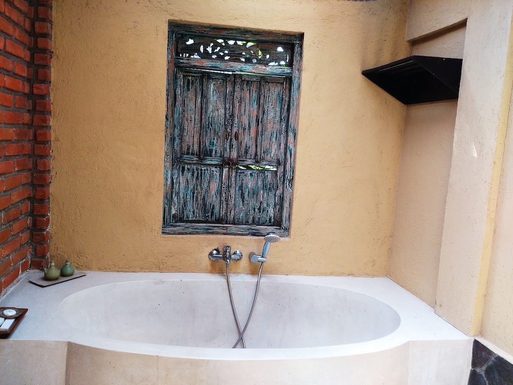 Kampung Cenik 45/46