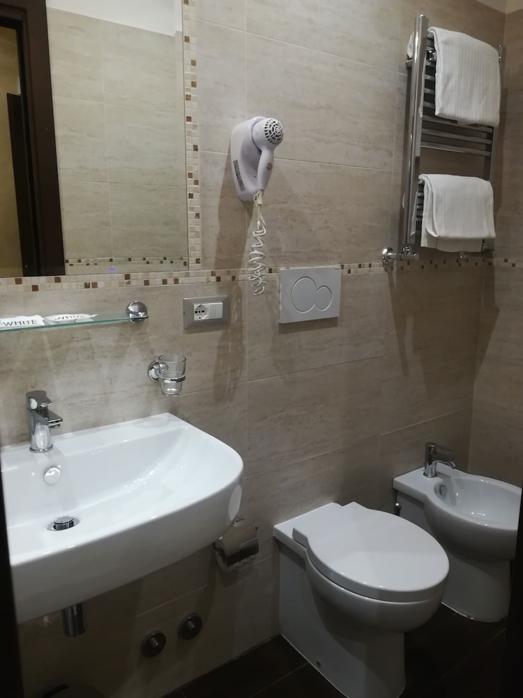 Excellence Suite 14/70