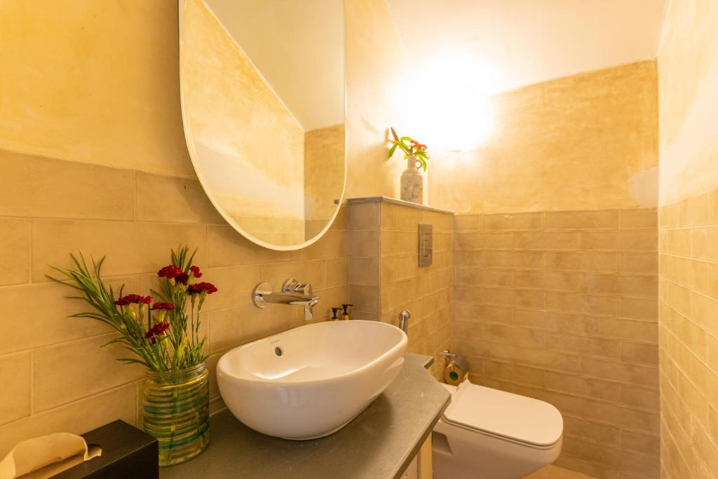 ELIVAAS 5 BHK Pet Friendly with Pvt Pool Villa Vacasa 44/44