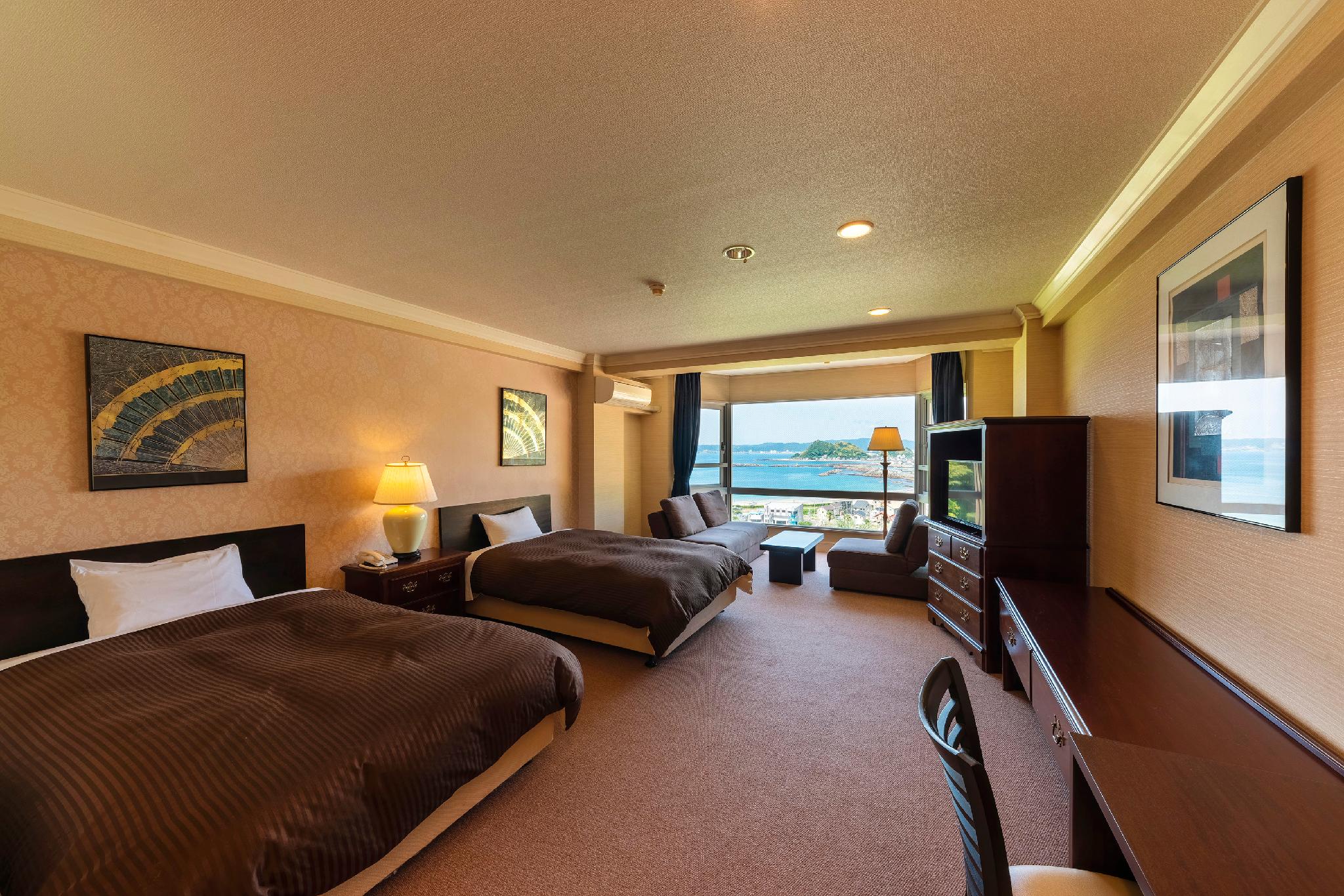 Kamogawa Hills Resort Hotel 1/17