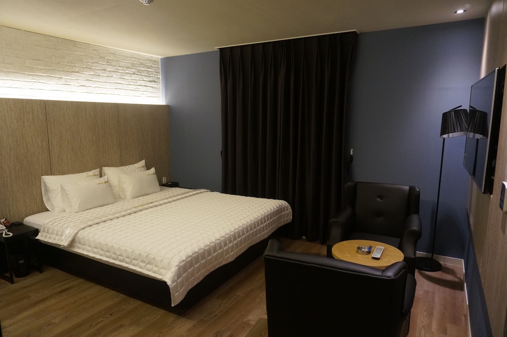 PREMIUM, DOUBLE BED