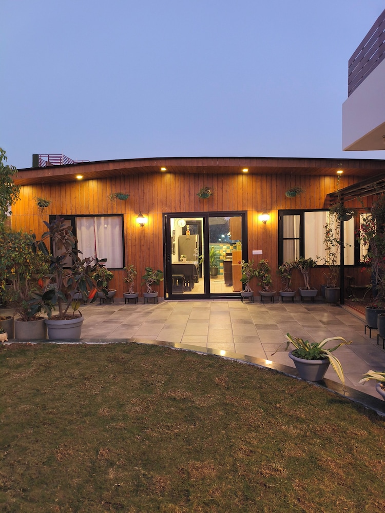 Hotel Vandana S Bed And Breakfast 4/50