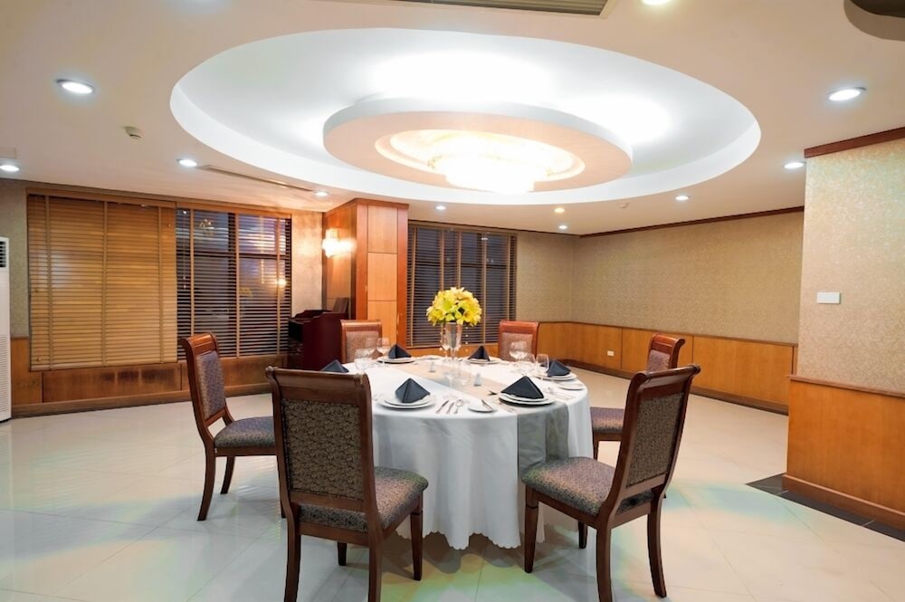 Muong Thanh Grand Hanoi Hotel 34/50