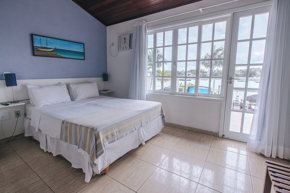 SUPERIOR, DOUBLE OR TWIN BED