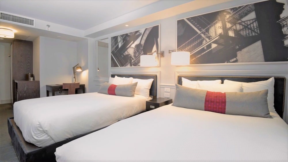 Hotel AKA Nomad 21/66