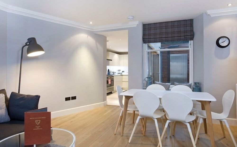 Destiny Scotland - Q-Residence 20/29