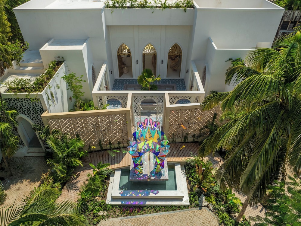 Sana Tulum Beachfront Boutique Hotel 65/72