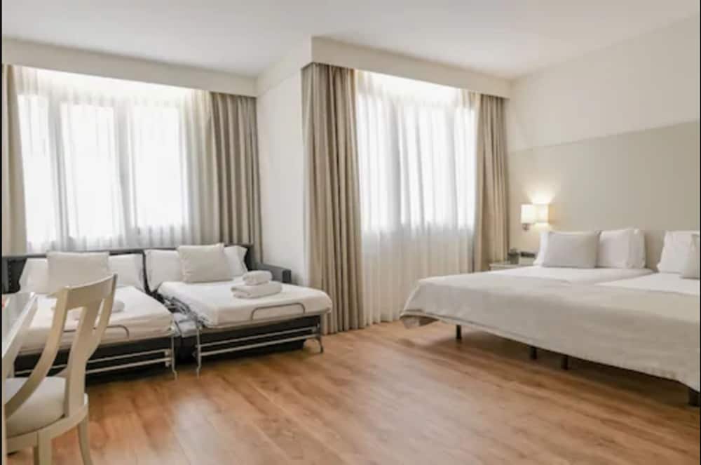 Aparthotel Mariano Cubi Barcelona 31/67