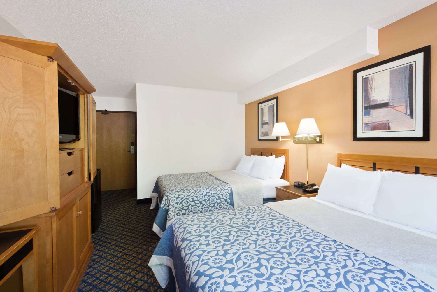 Days Inn by Wyndham Brunswick Bath Area 18/59