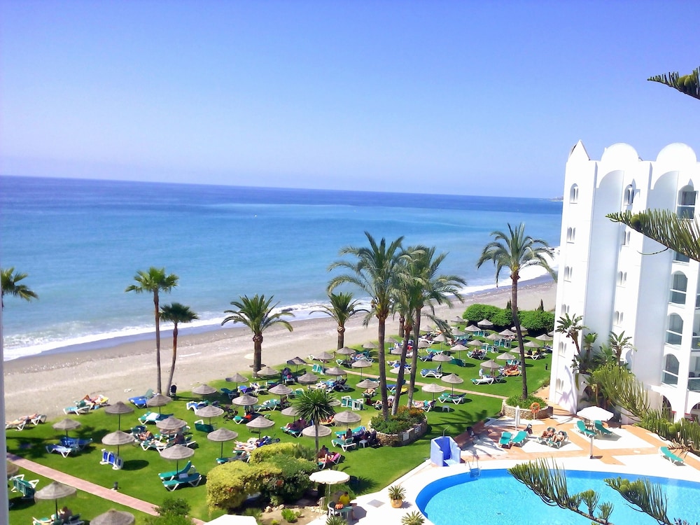 Ona Marinas de Nerja Spa Resort 12/72