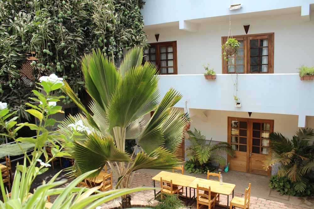 Casa Mara Guest House 63/67