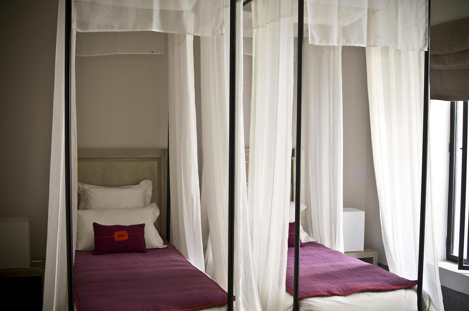 Double Bed