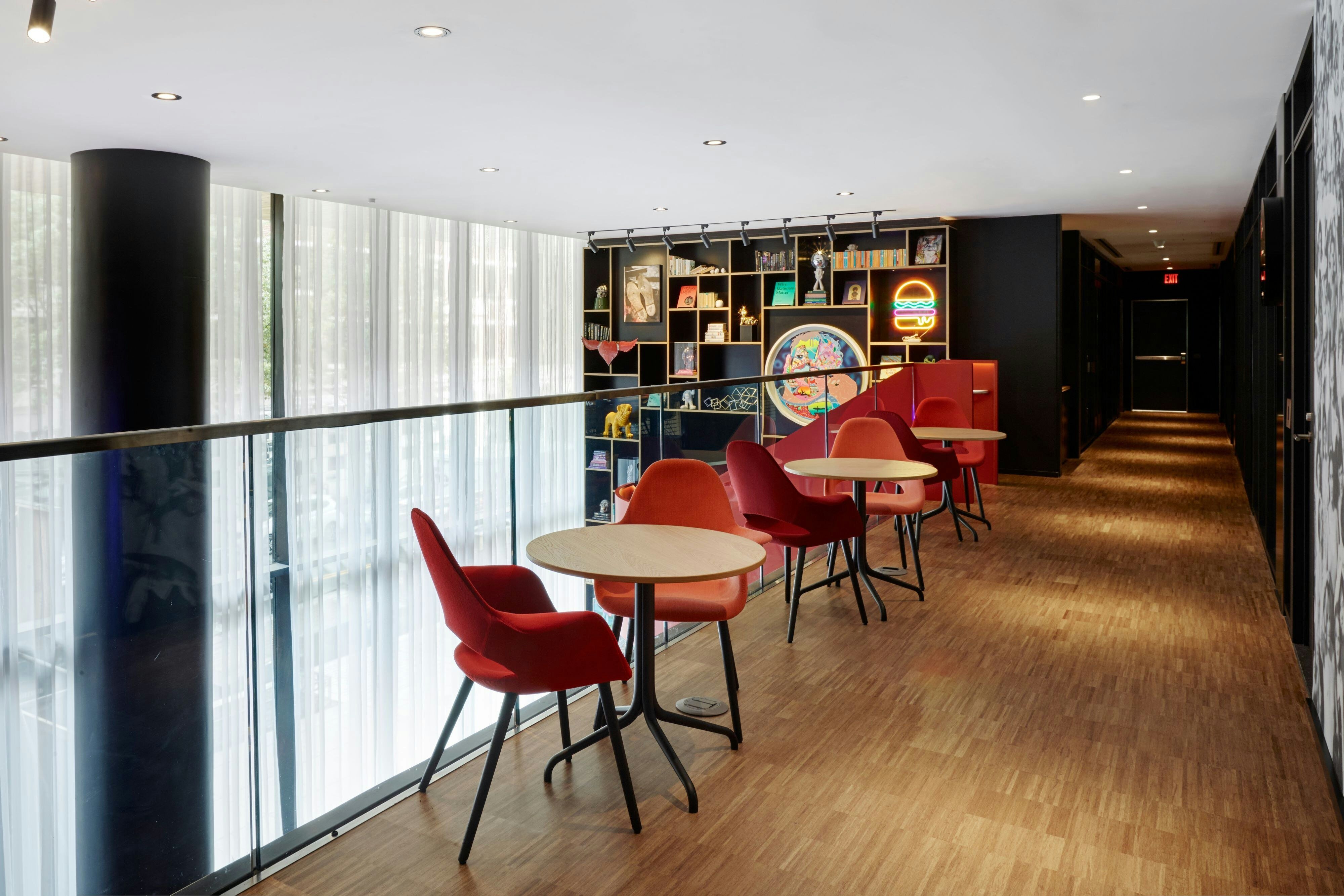 citizenM Washington DC hotel 13/43