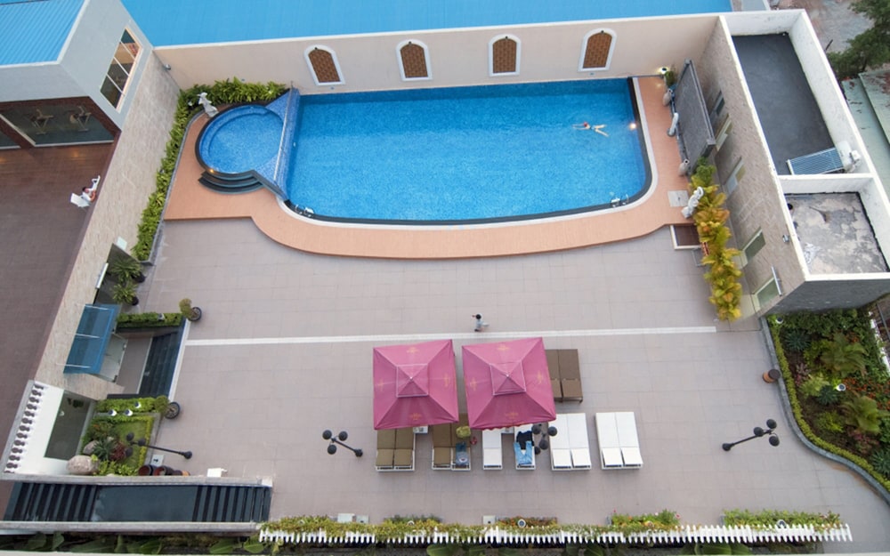 The Mira Hotel 47/50