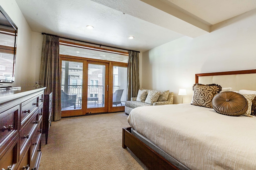 The Caledonian By All Seasons Resort Lodging 14/80