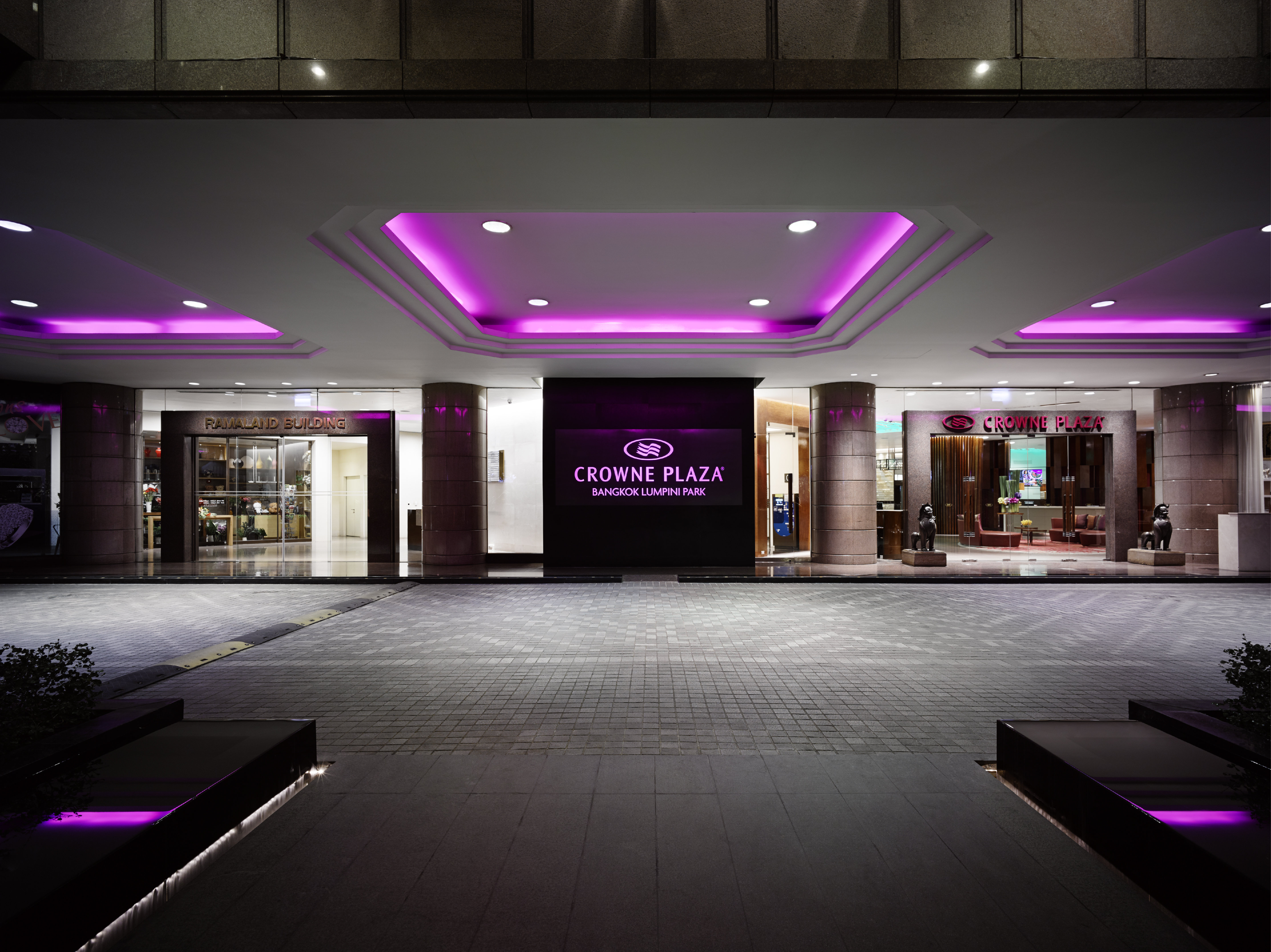 Crowne Plaza Bangkok Lumpini Park 70/77