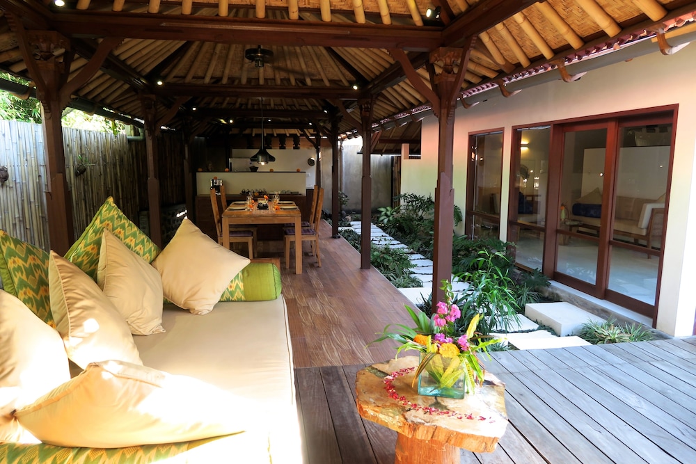 Cili Emas Oceanside Resort 29/50