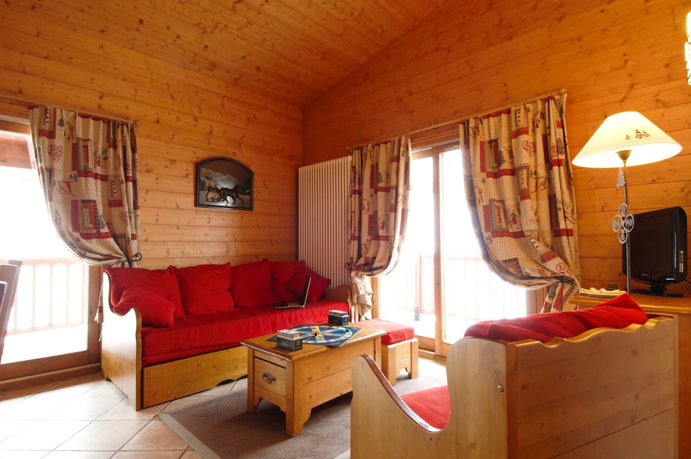 Residence Pierre and Vacances Premium Les Alpages de Chantel 46/88
