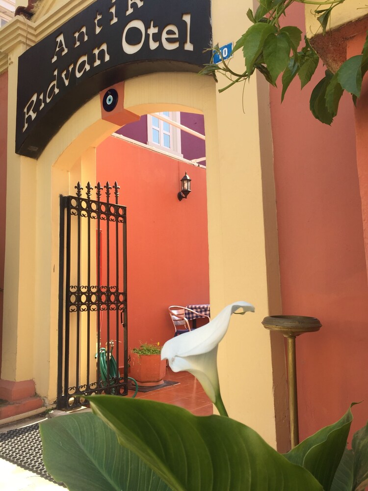 Antik Ridvan Hotel 4/33