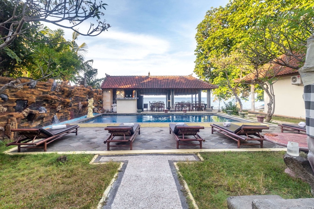 Rising Star Beach Resort 40/50