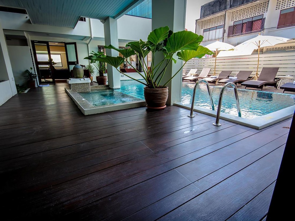 Goldenbell Hotel Chiangmai 57/60