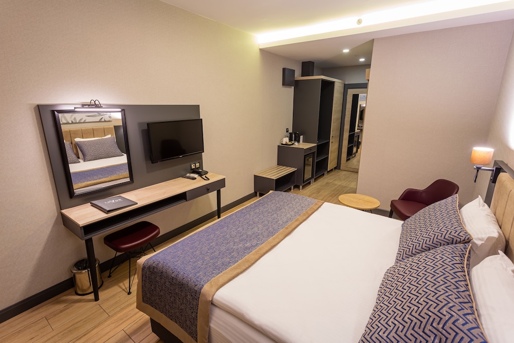Levor Hotel 14/50