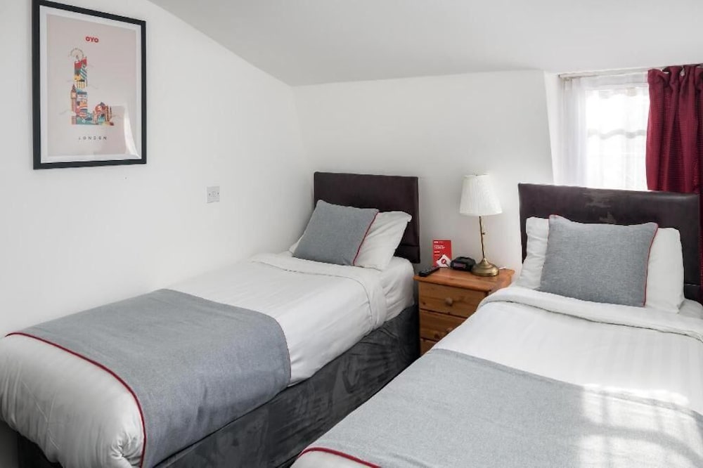 Apollo Hotel Kings Cross 12/41