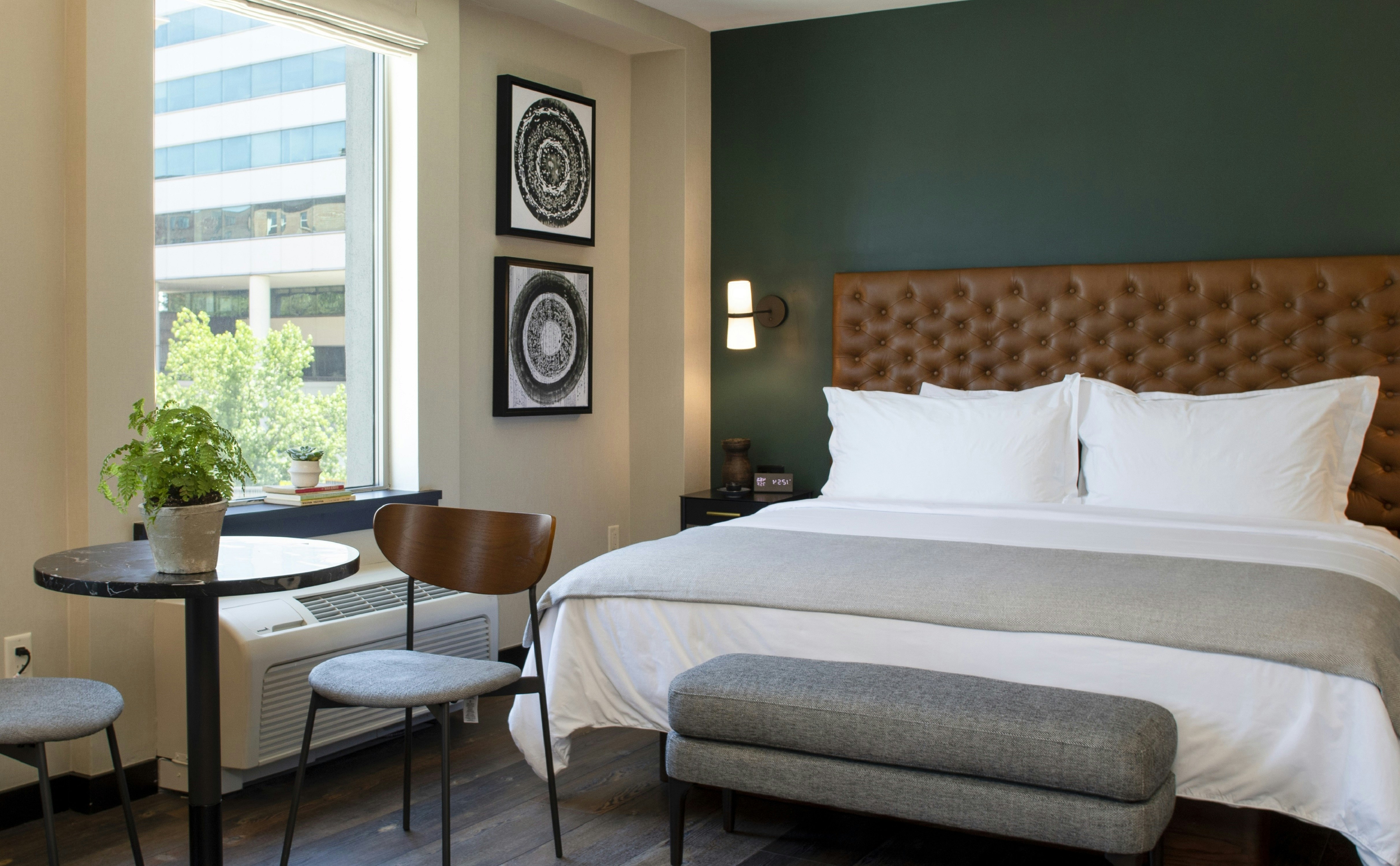 Downtown, Standard, King Bed