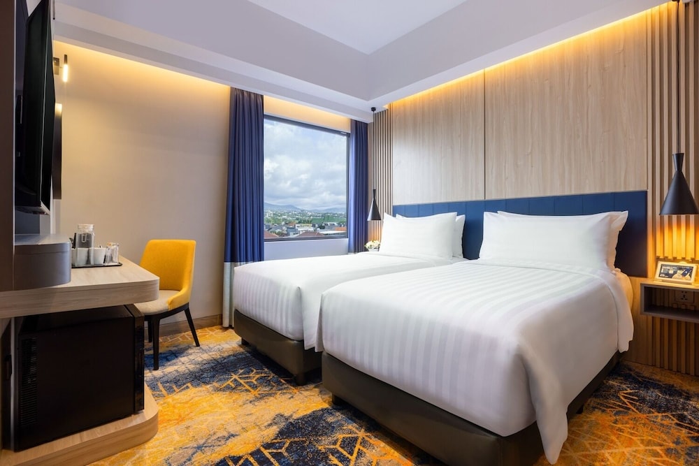 Aston Malang Hotel and Conference Center 9/35