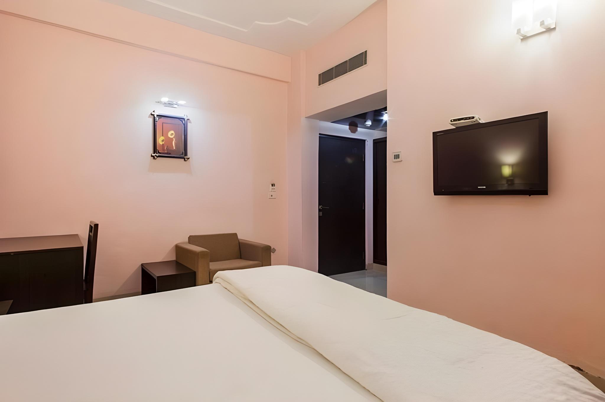 Hotel Shubham Majesty 8/16