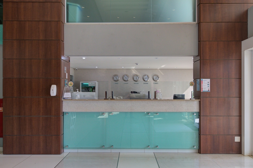 Viale Tower Hotel 9/53