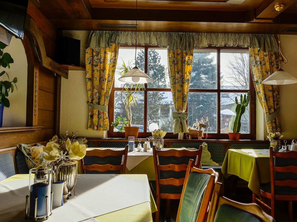 Ringhotel Lenauhof 40/50