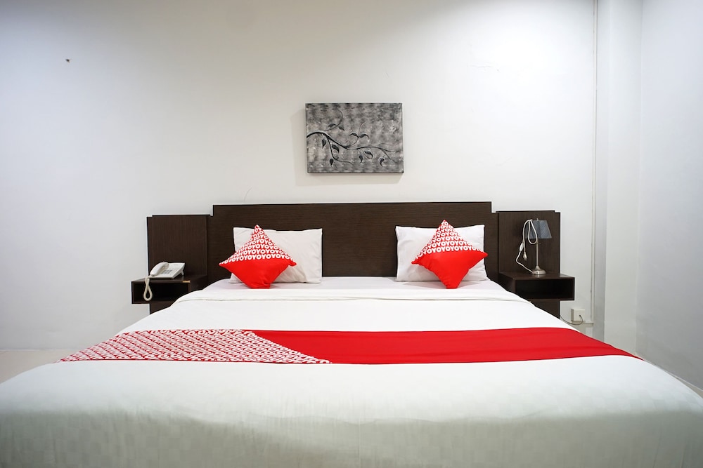 OYO 1477 Athar 88 Hotel 12/27