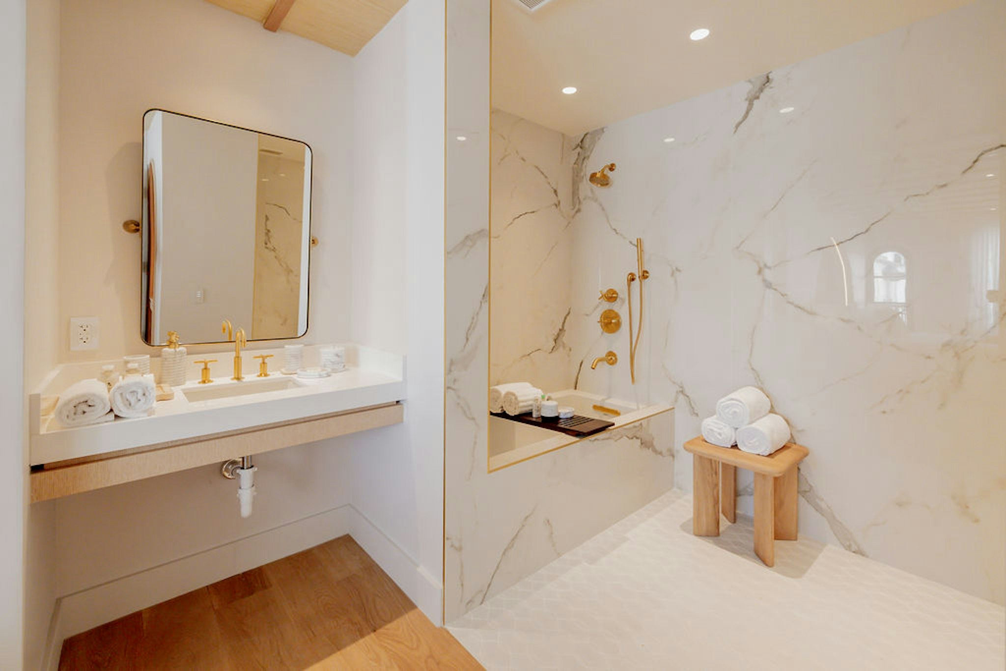 Donatella Boutique Hotel 15/17