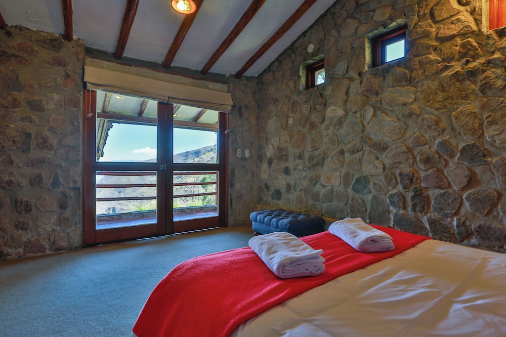 Refugio Vinak 8/49