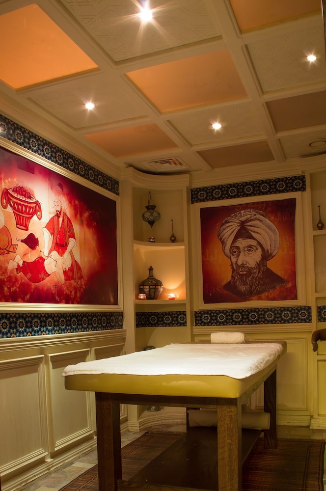 Thousand Nights Hotel Amman 12/44
